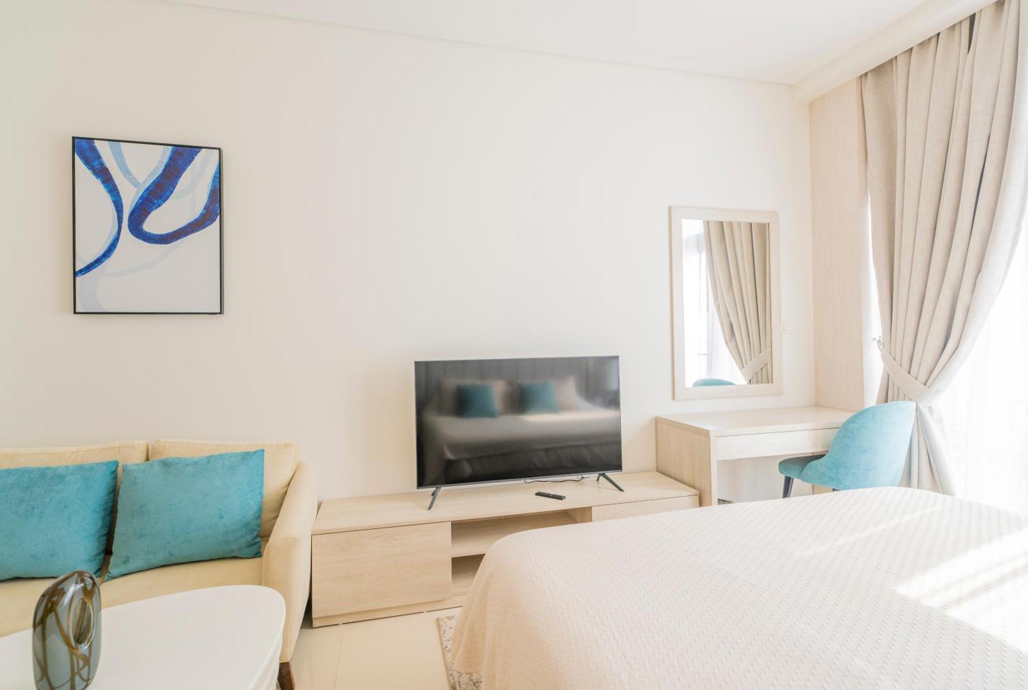 Studio With Pool And Private Beach Access On Palm Jumeirah Дубай Экстерьер фото